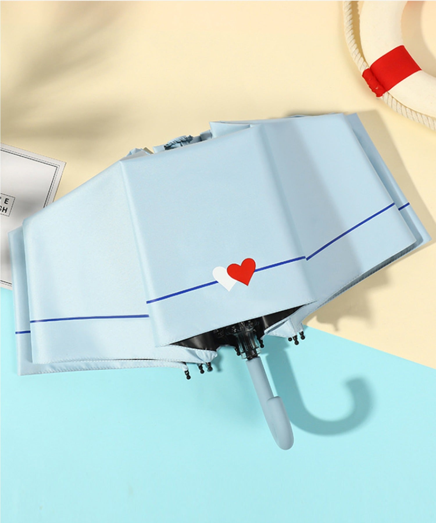 丈夫な8本骨軽量折りたたみ傘