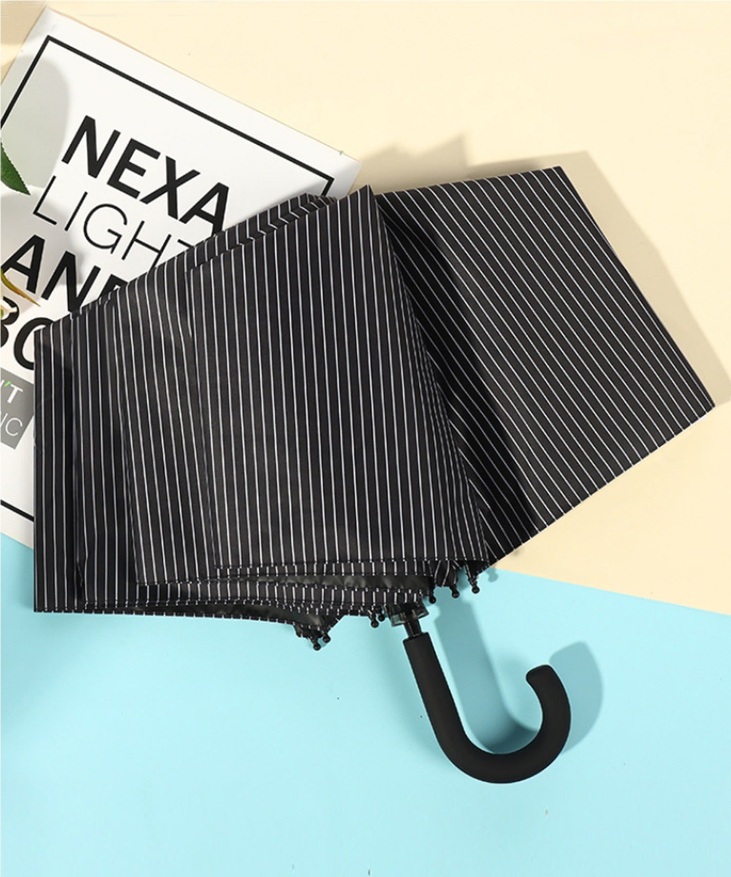 丈夫な8本骨軽量折りたたみ傘