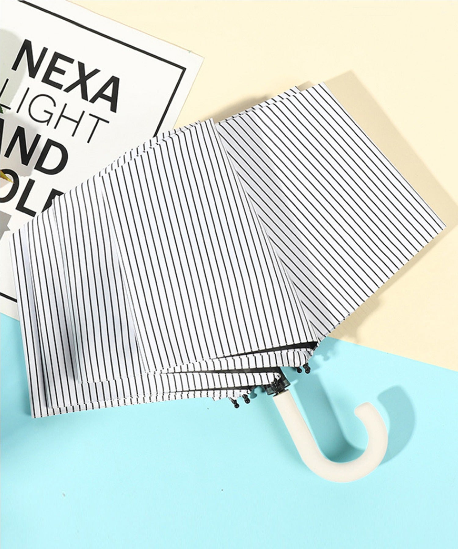 丈夫な8本骨軽量折りたたみ傘